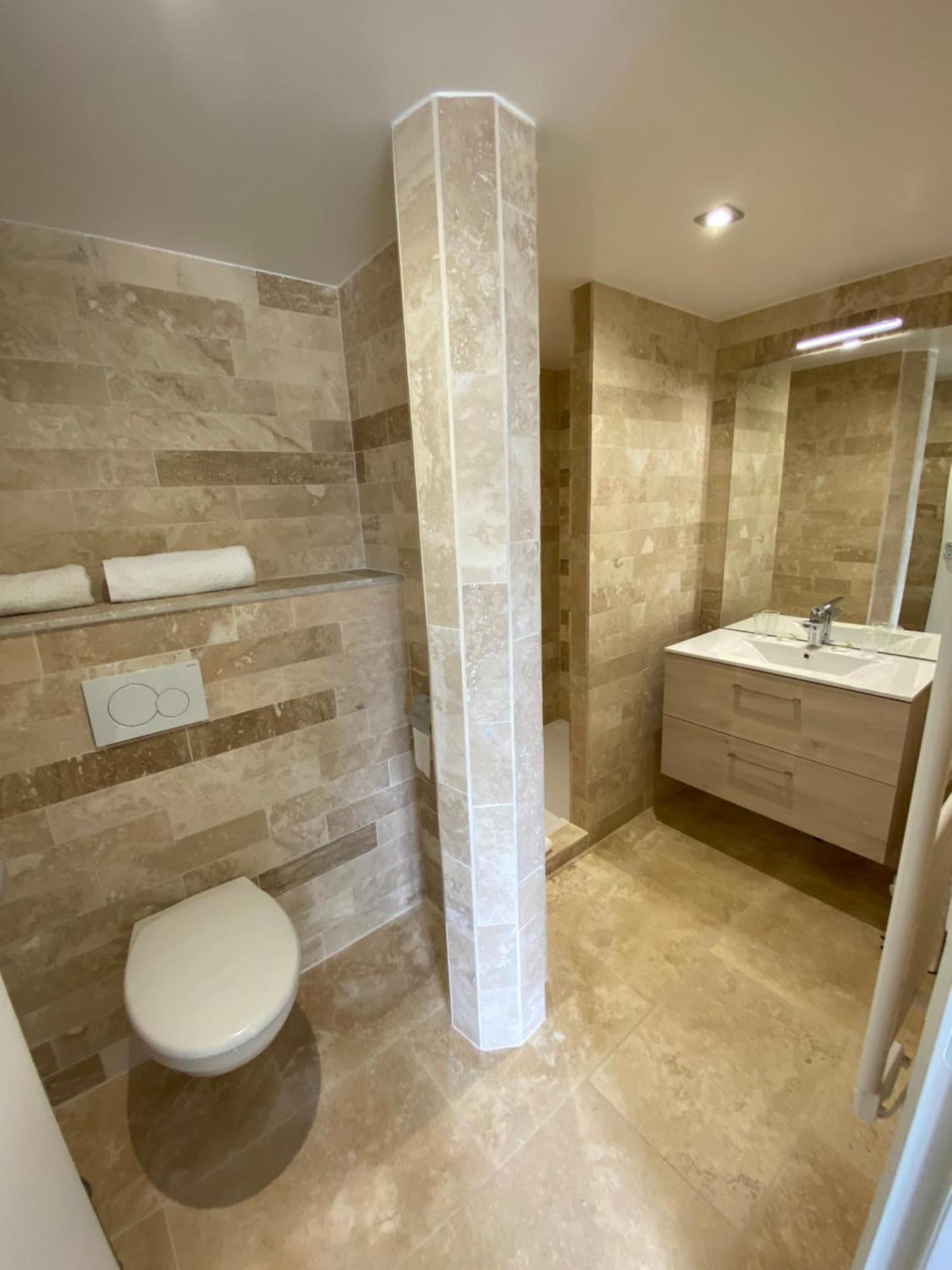 La Clef Des Champs Hotel Jugeals-Nazareth Room photo