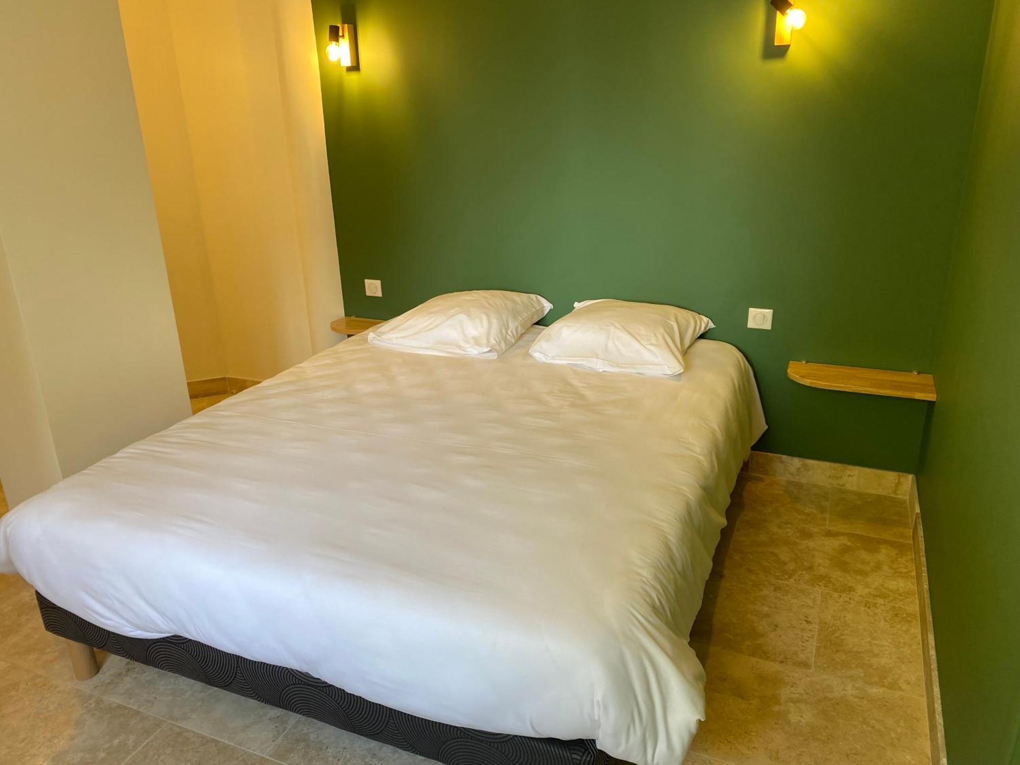 La Clef Des Champs Hotel Jugeals-Nazareth Room photo